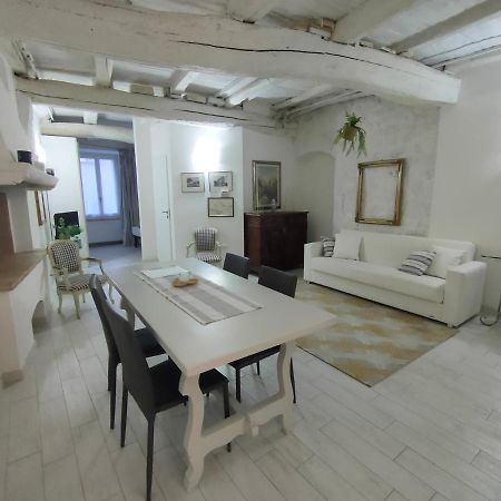 Il Cortiletto Casa Vacanza Trevi Luaran gambar
